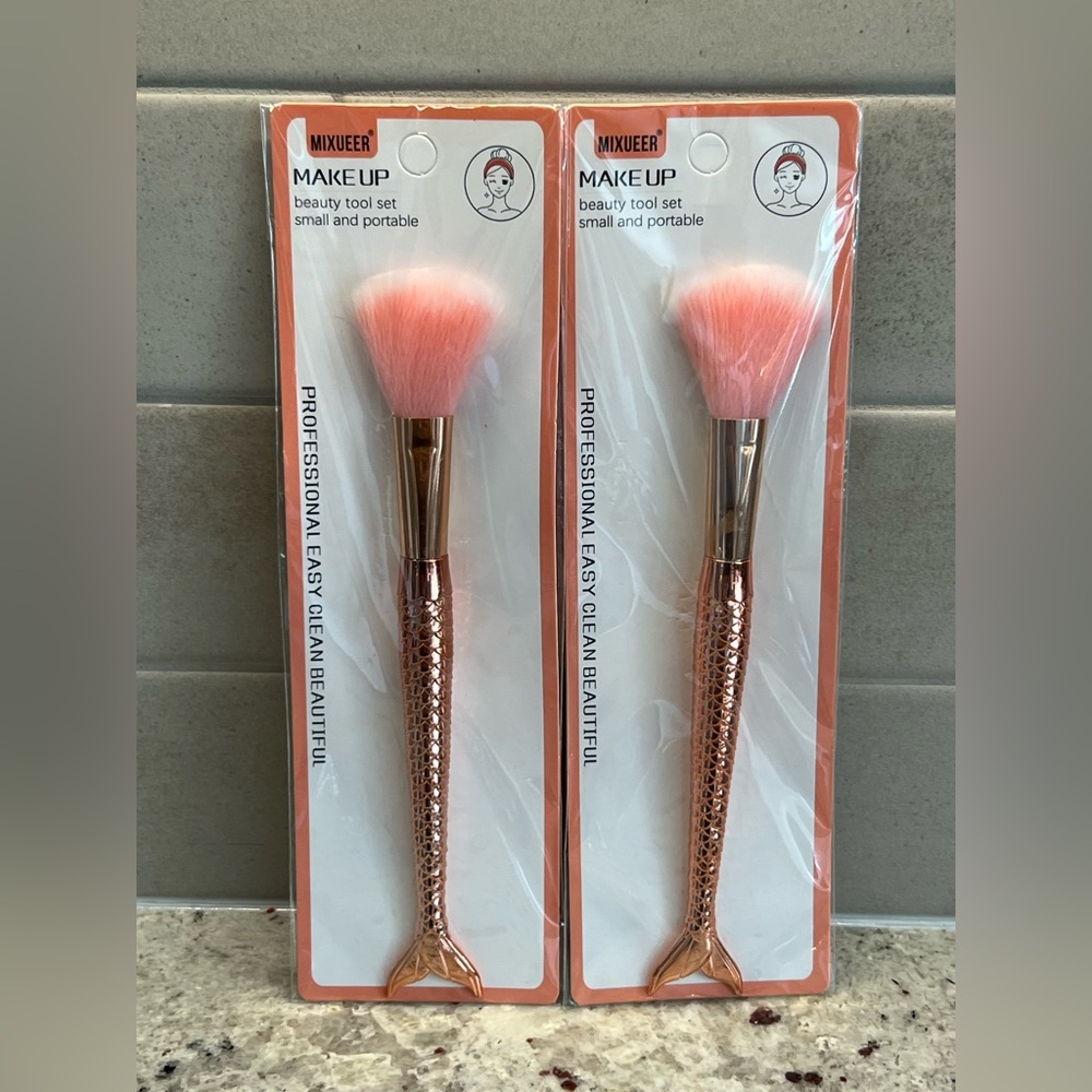 Mixueer NWT Mermaid Rose Gold Makeup Brush (Set Of 2 Brushes)